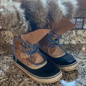 Sorel Joan of Arc waterproof insulated winter boot
